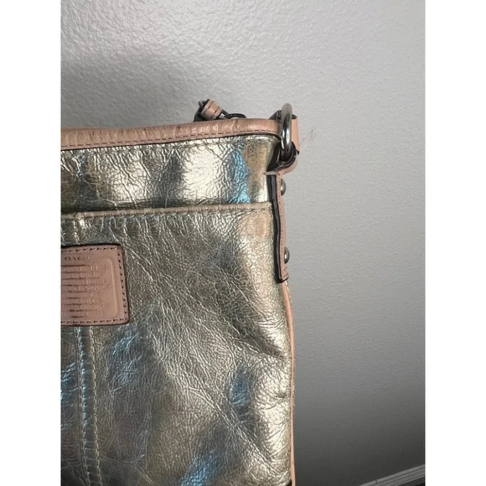 Coach Metallic Gold Leather Crossbody‎ Bag Tan Trim Slim Messenger
